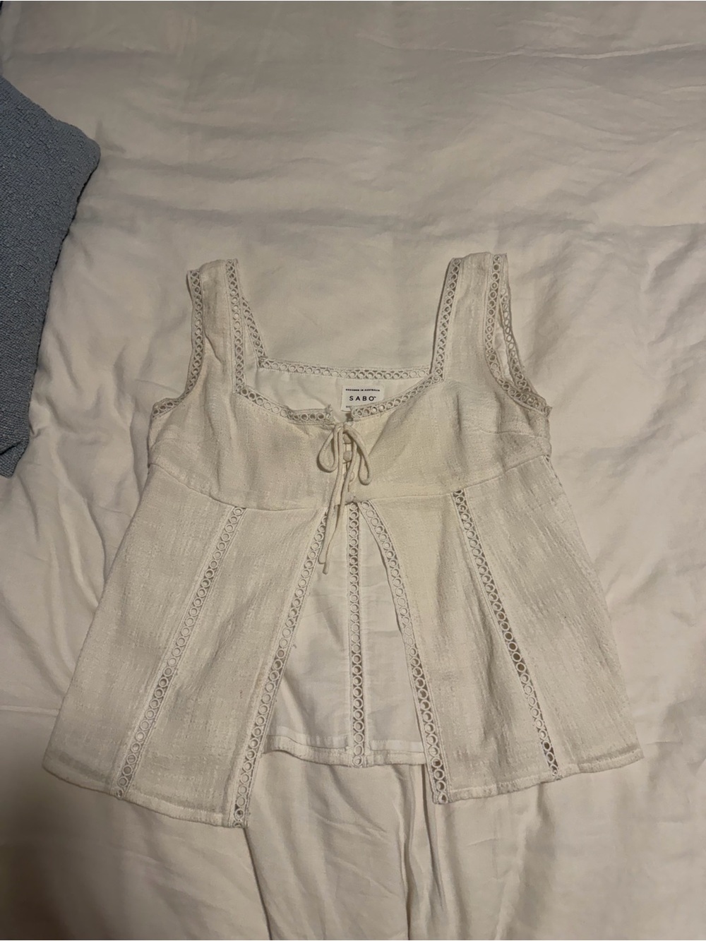 Sabo Skirt White Lace-Trim Tie-Front Linen Tank Top